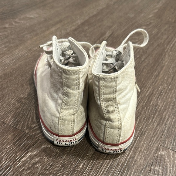 Kids High-Top Converse/Chuck Taylors - Picture 2 of 6